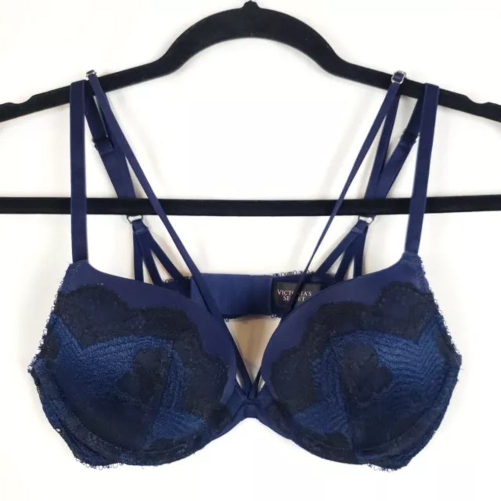 Victoria's Secret Strappy Lace Bra - Very Sexy Push-Up, 36D